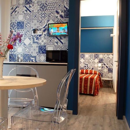 Roma Suite Apartments チェルヴィア エクステリア 写真