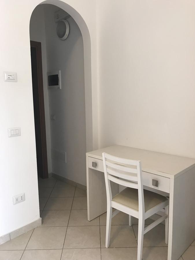 Roma Suite Apartments チェルヴィア エクステリア 写真