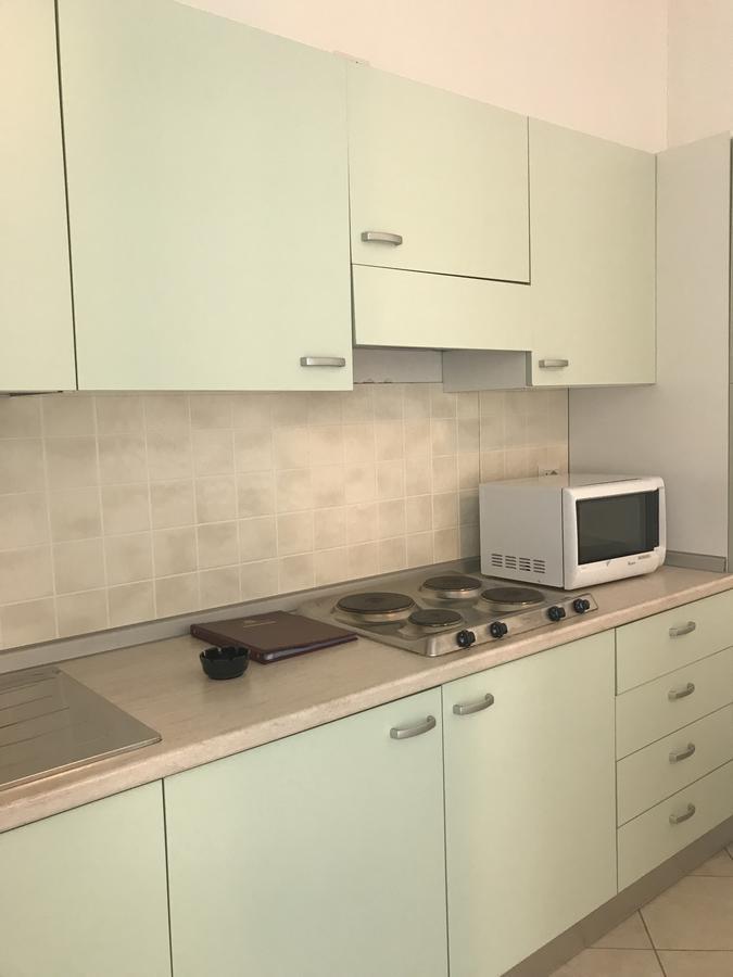 Roma Suite Apartments チェルヴィア エクステリア 写真