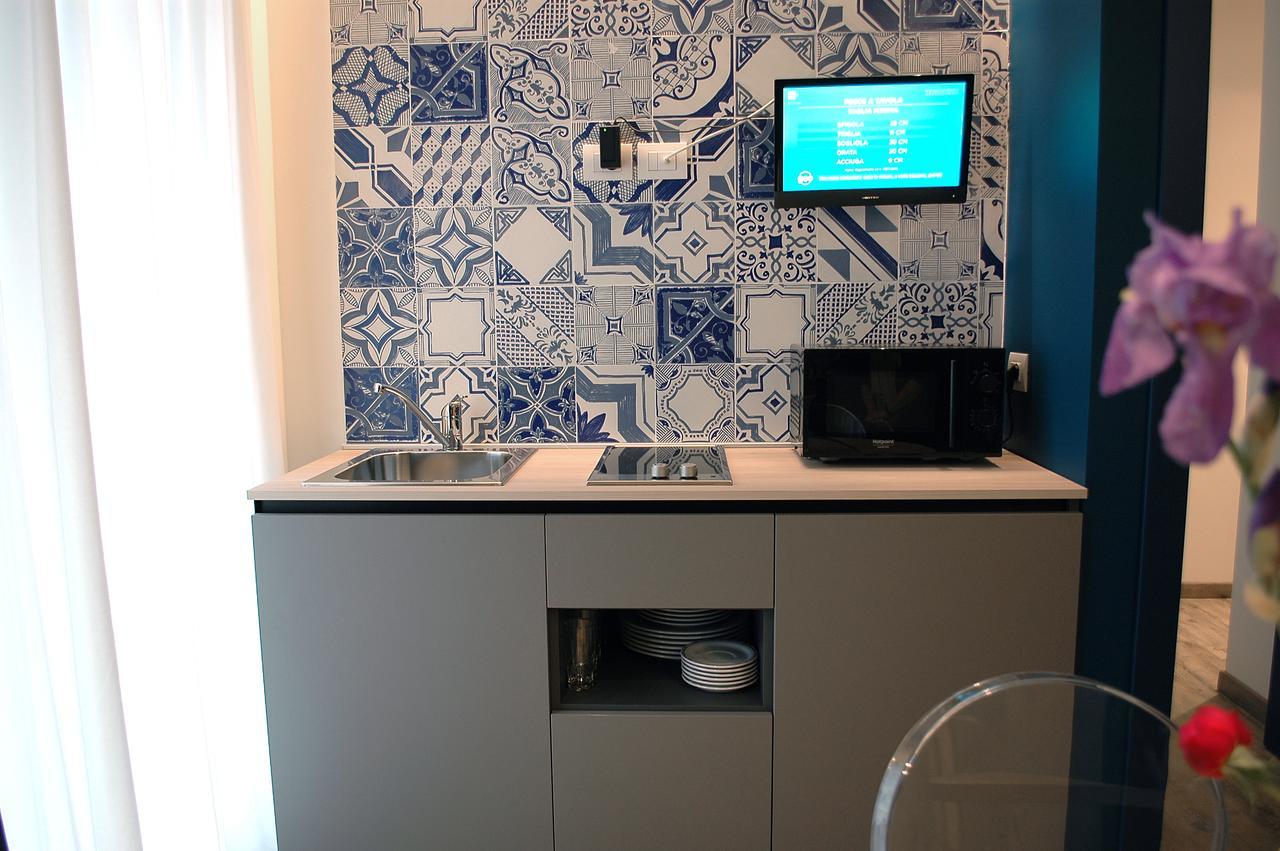 Roma Suite Apartments チェルヴィア エクステリア 写真
