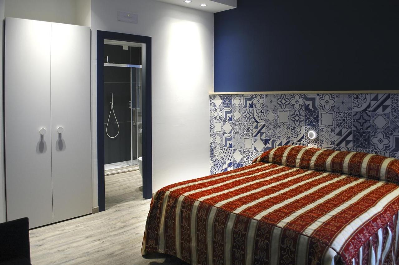 Roma Suite Apartments チェルヴィア エクステリア 写真