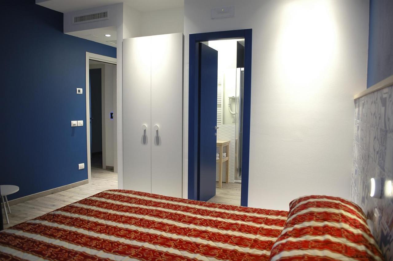 Roma Suite Apartments チェルヴィア エクステリア 写真