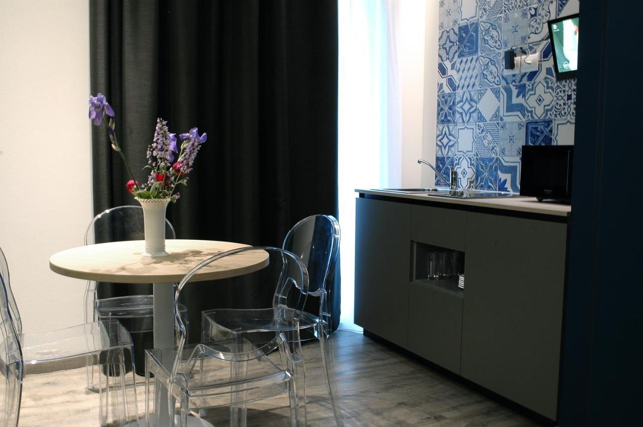 Roma Suite Apartments チェルヴィア エクステリア 写真